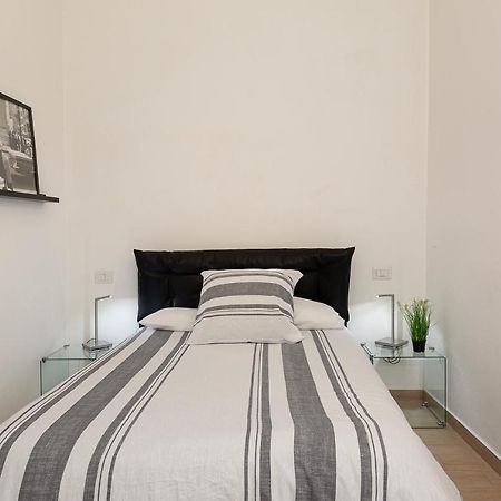 Old Town Pavia Apartment Exterior foto