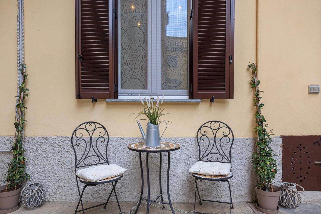 Old Town Pavia Apartment Exterior foto